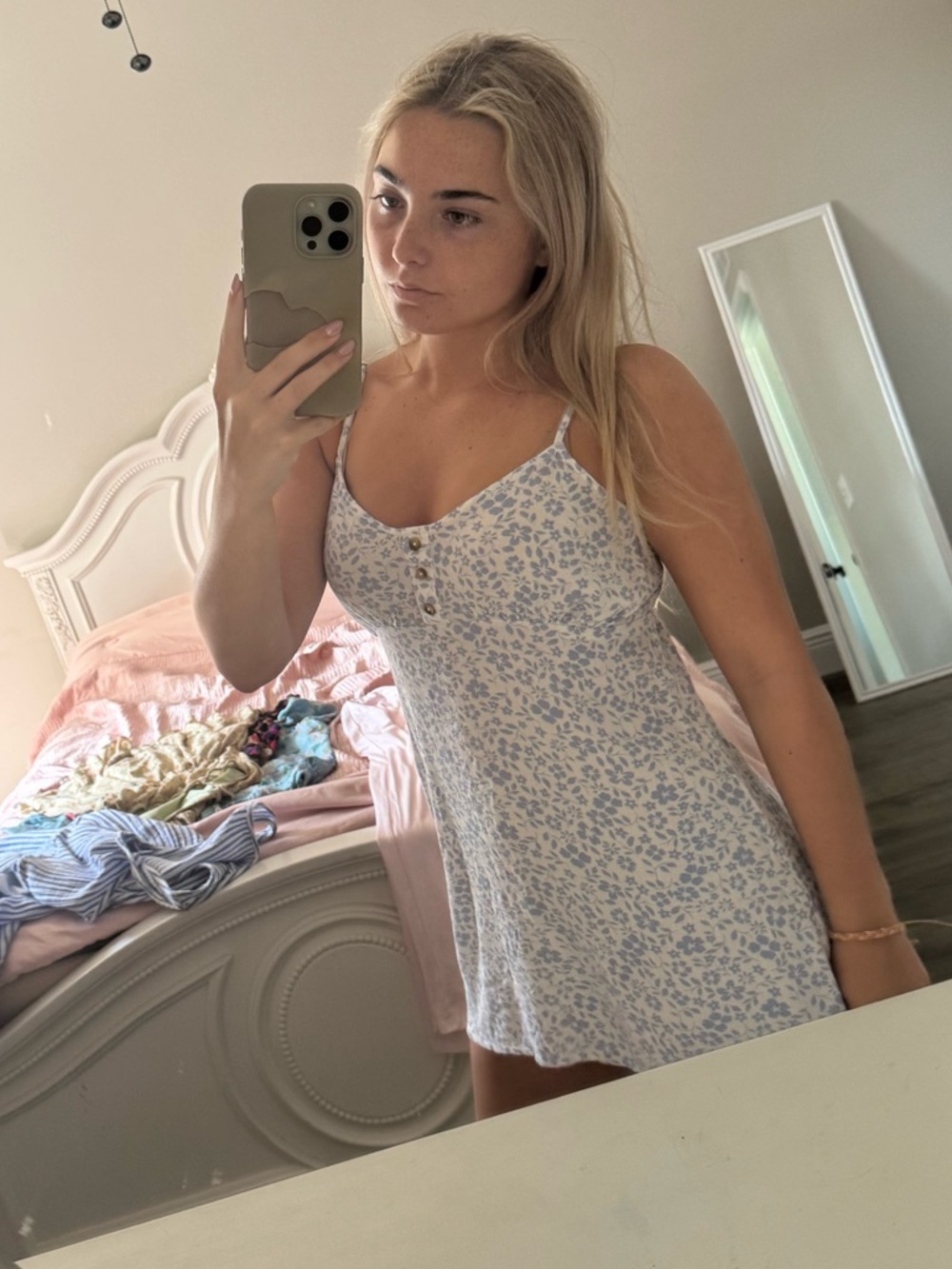 Billabong White and Light Blue Floral Cami dress women’s small juniors M